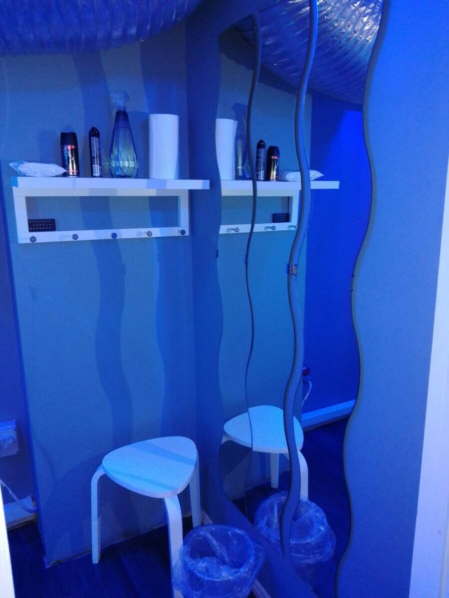 Newly refurbished Tanning Salon and Supplement.