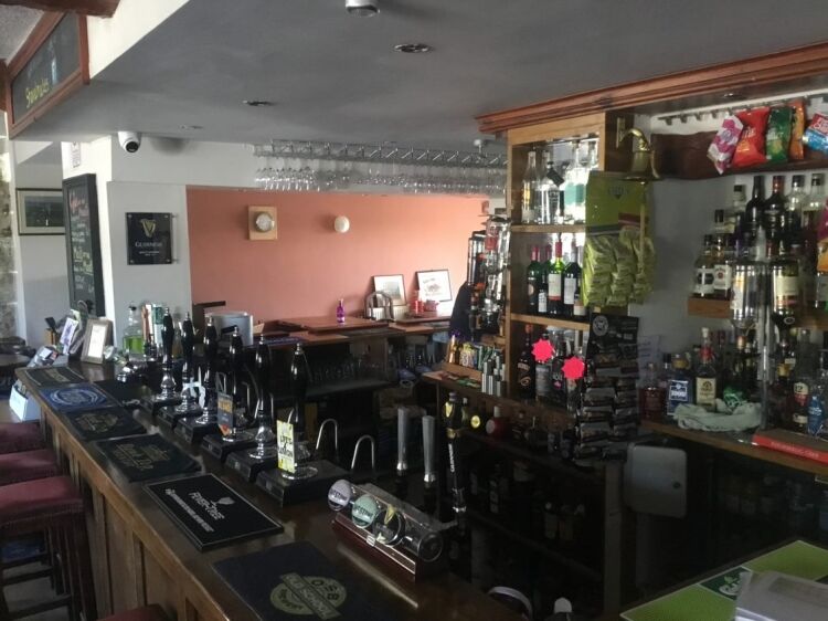 Free Of Tie Pub With Accommodation - South Lakes