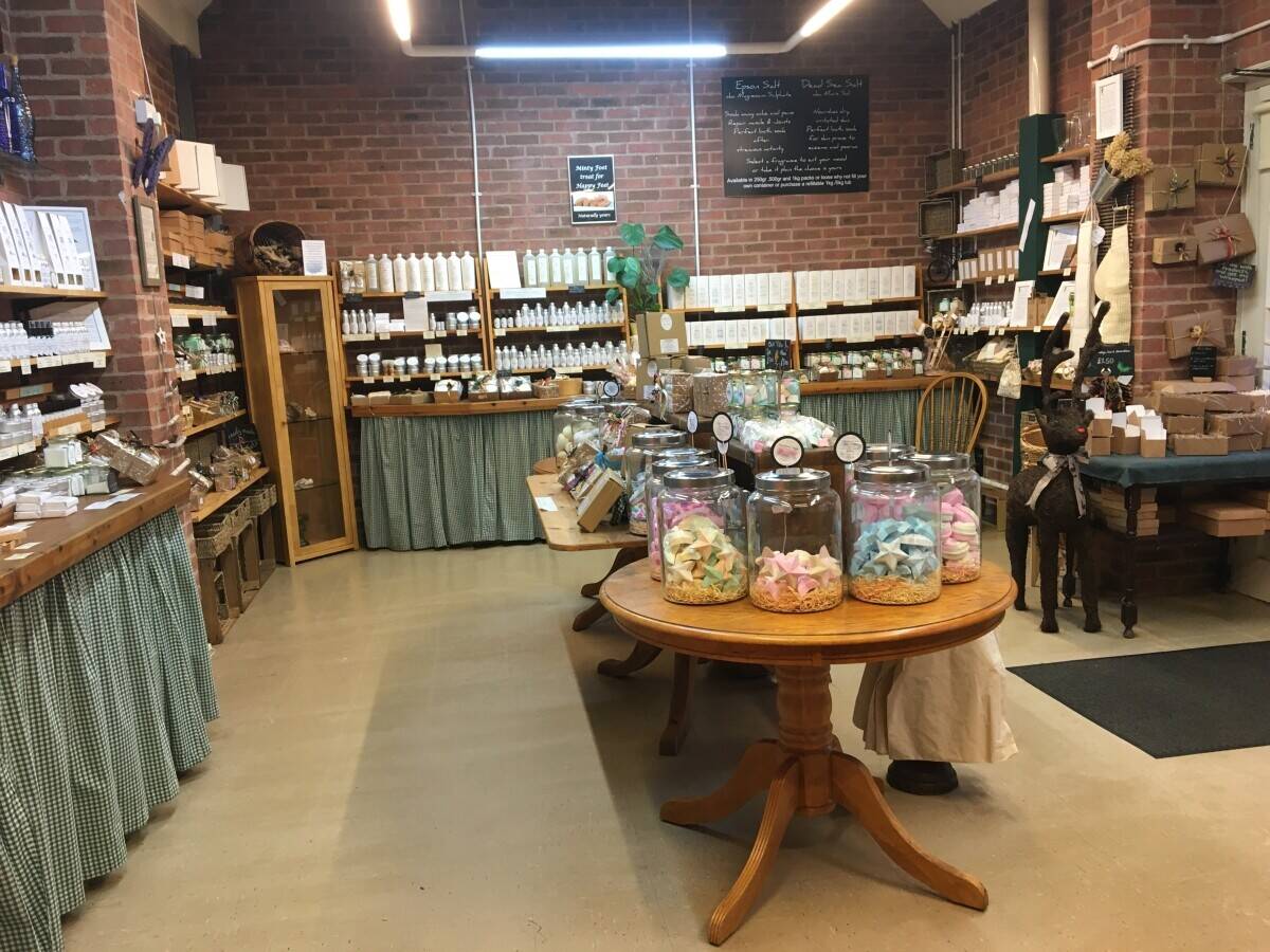 A Manufacturer and Retailer of All Natural Body Care Products. Nottinghamshire.