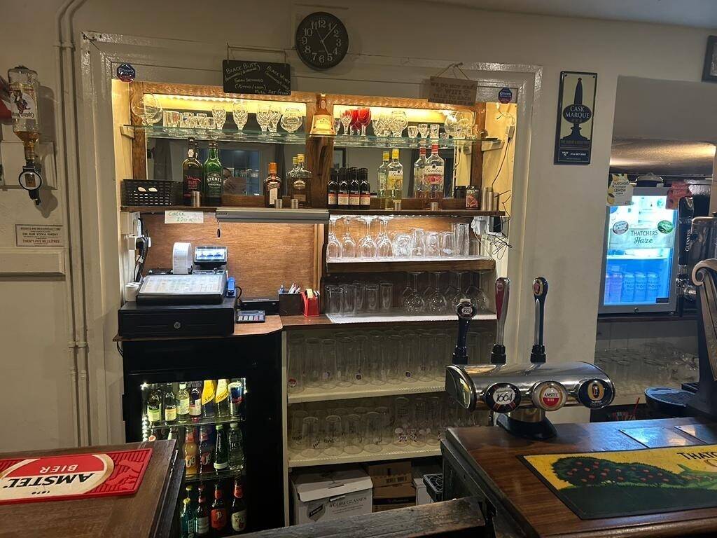Free of tie public house lease for sale in Somerset
