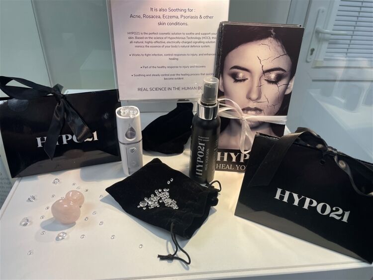 PROFITABLE, LONG-ESTABLISHED SKIN & LASER CLINIC WITH RECURRING CLIENTBASE