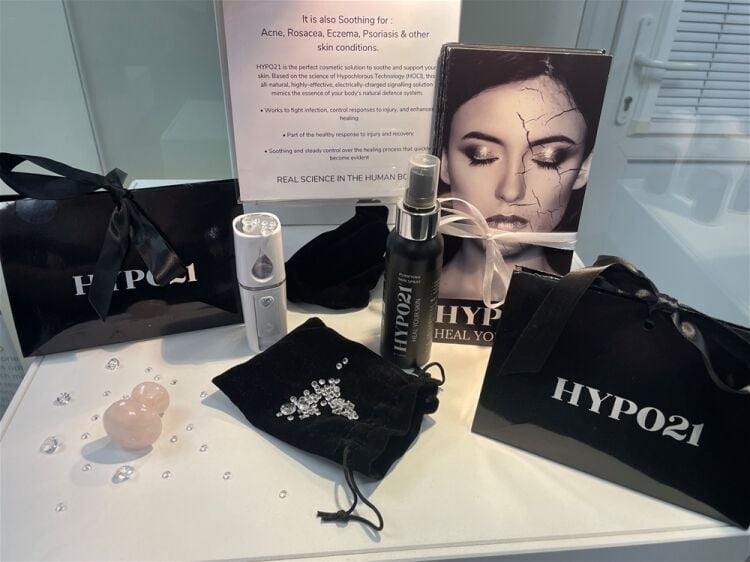 PROFITABLE, LONG-ESTABLISHED SKIN & LASER CLINIC WITH RECURRING CLIENTBASE