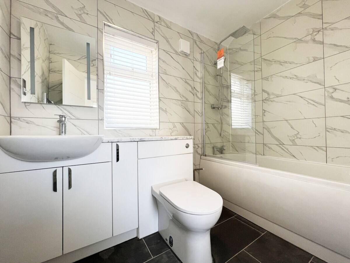 Investment Property Queniborough 3 Bed Semi-Detached - Refurbished Throughout - DON'T MISS OUT! Photo 8