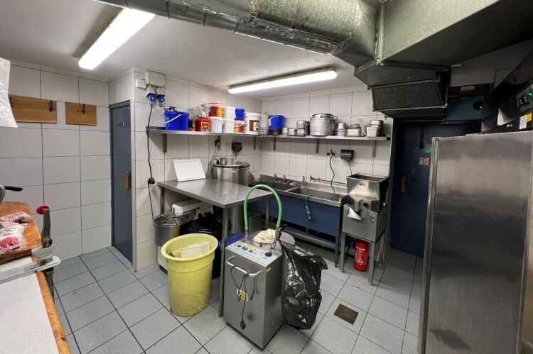 Takeaway Premises To Let - Johnstone Photo 8