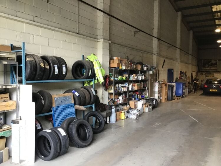 SPACIOUS GARAGE/MOT CENTRE OPPORTUNITY, CARDIFF NORTH
