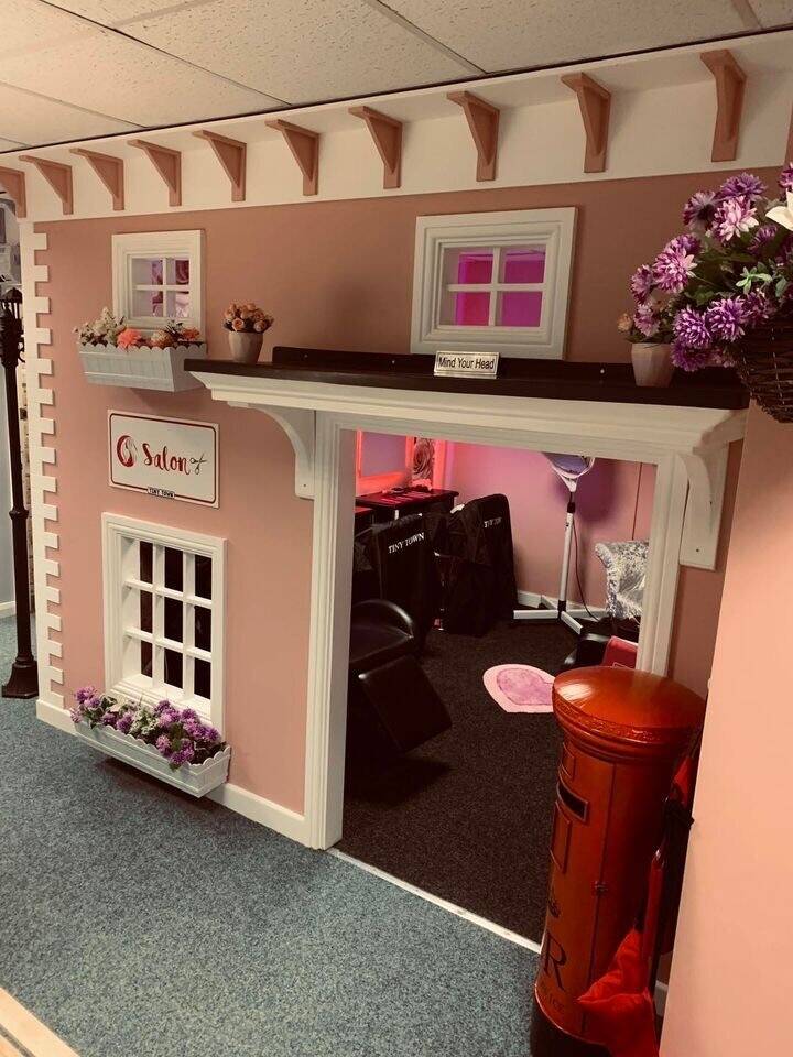 Children’s role play centre Photo 8