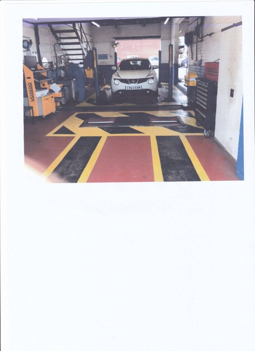 Car garage and mot centre for sale in Oldbury west midlands