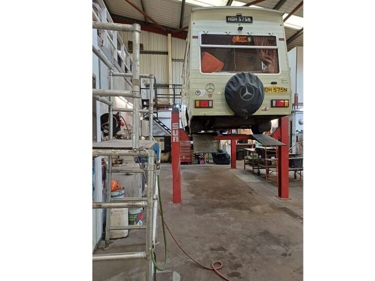 Well established repairs and restoration business for sale Photo 8