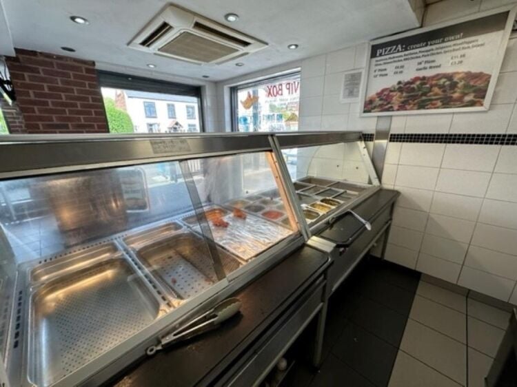Leasehold Fish & Chip & Pizza Takeaway Located In Nuneaton