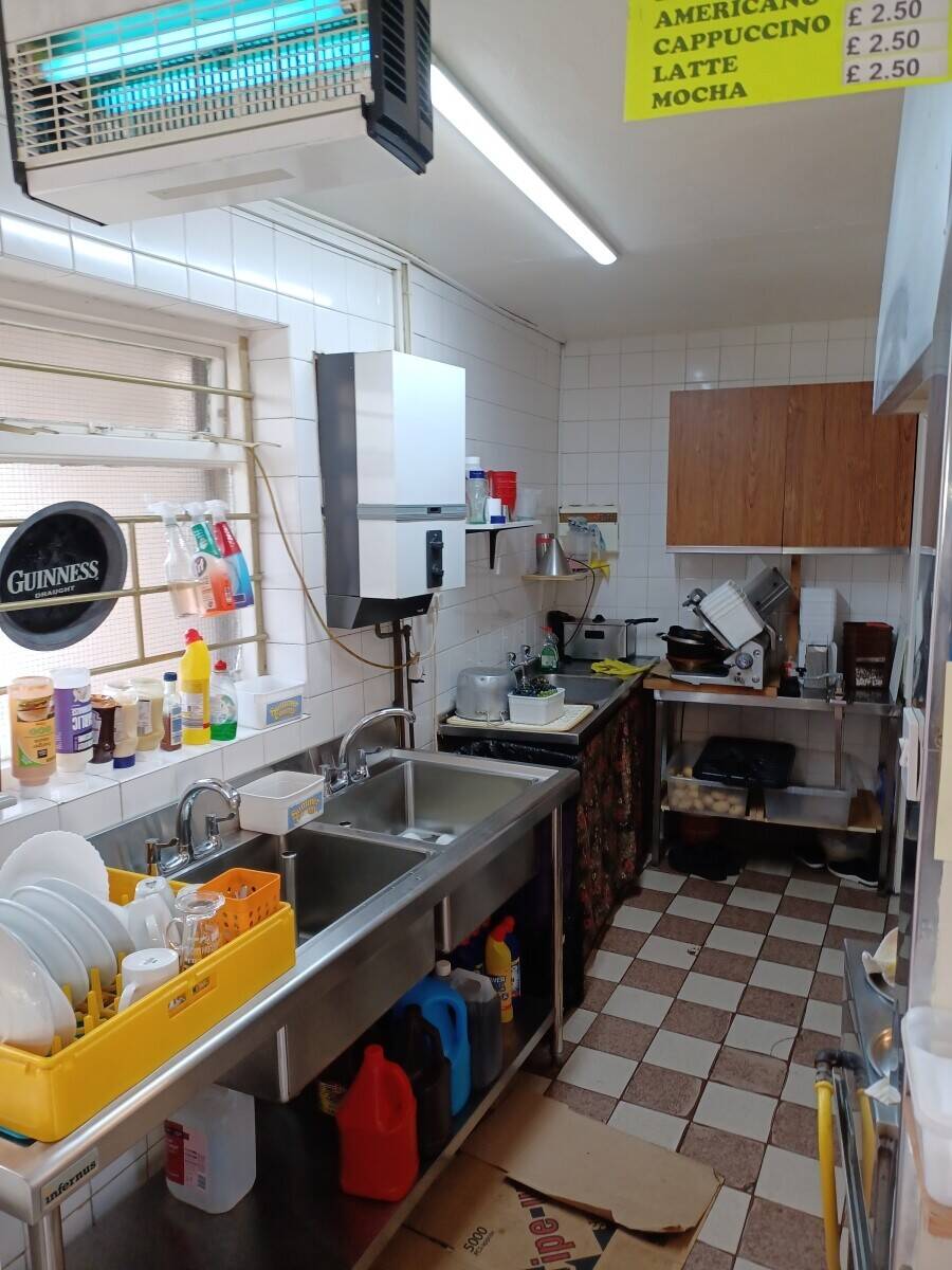Cafe Restaurant for Sale in Thornton Heath, London