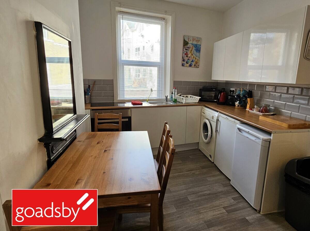 Established Airbnb Business Convenient Beach & Conference Centre Photo 8