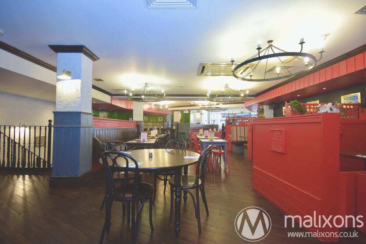 Turkish Restaurant in Prime Croydon High Street location Photo 8