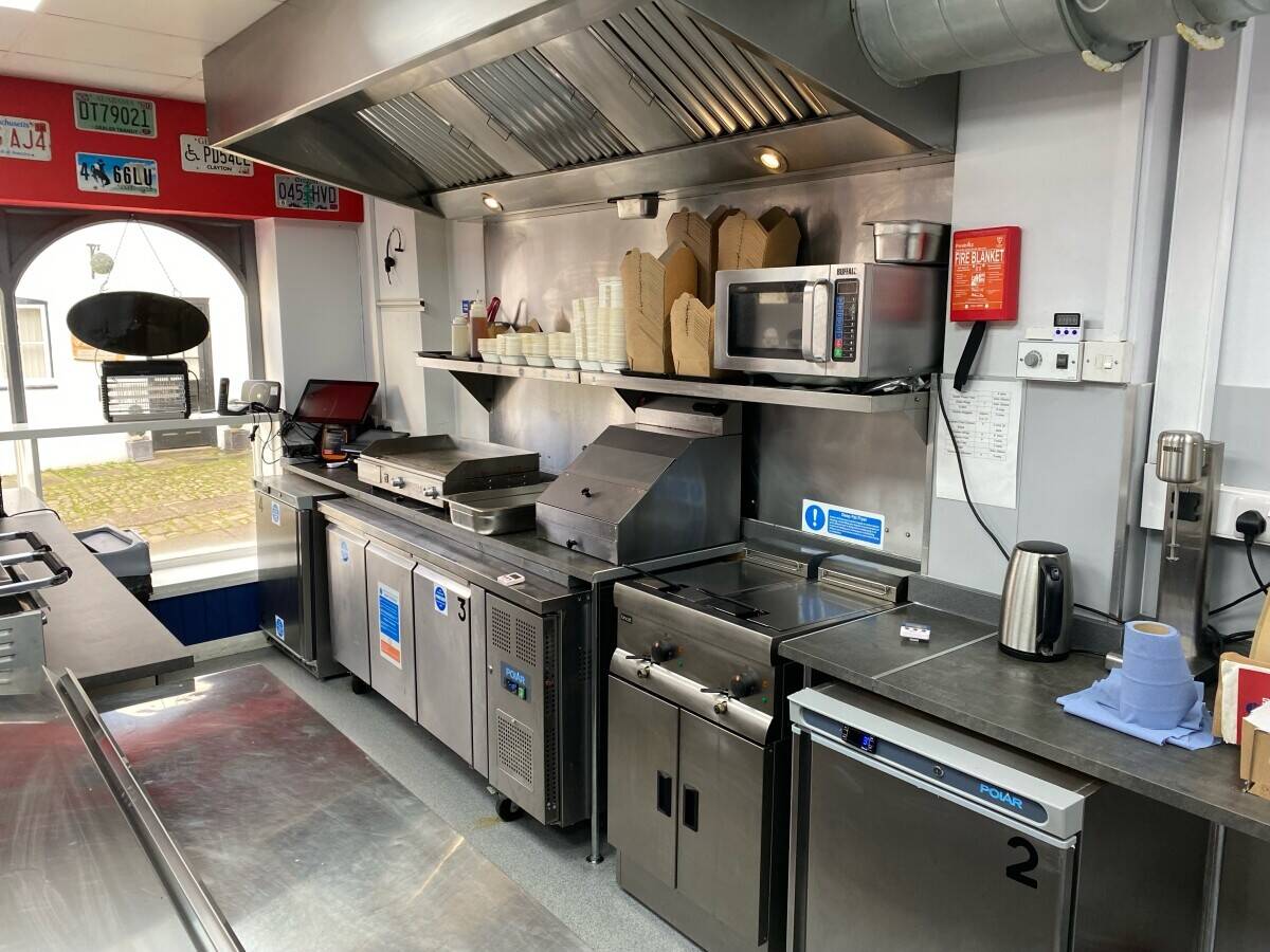Popular Burger Restaurant & Takeaway For Sale