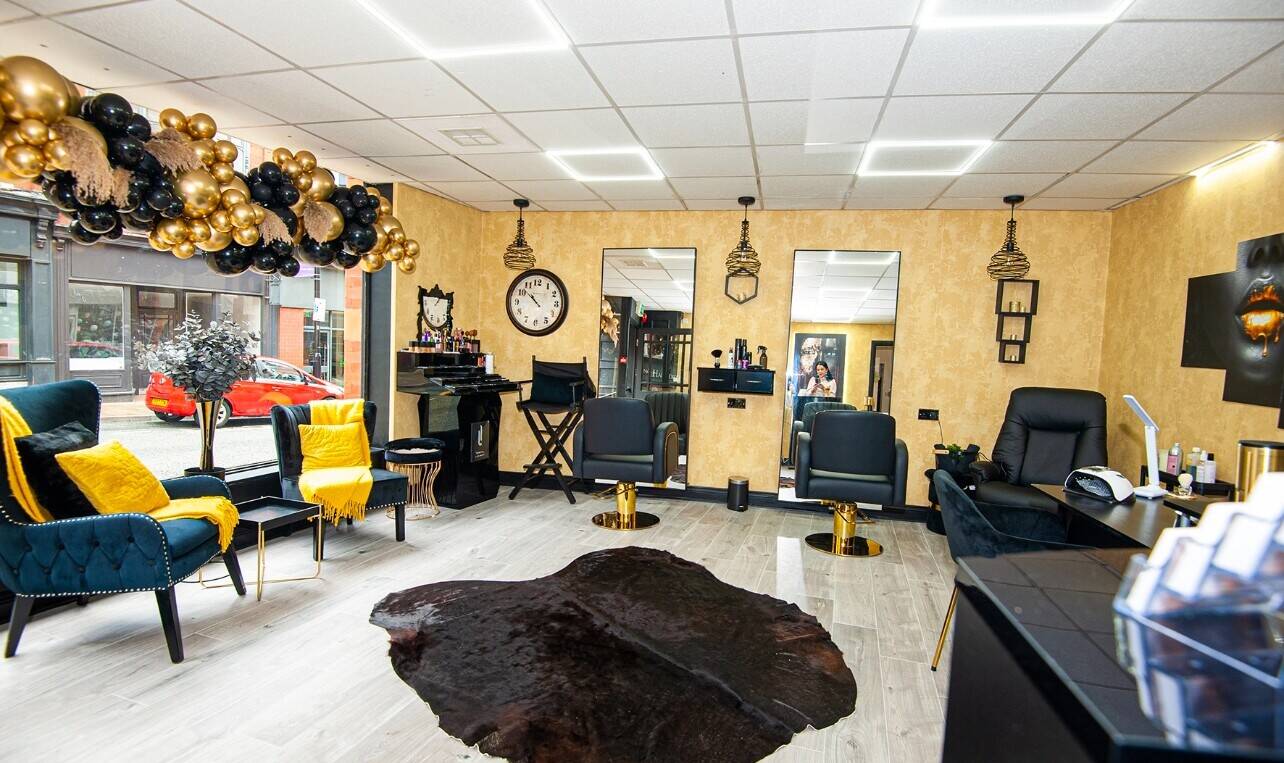 Aesthetics/Hair & Beauty salon for sale in Wigan Town Centre