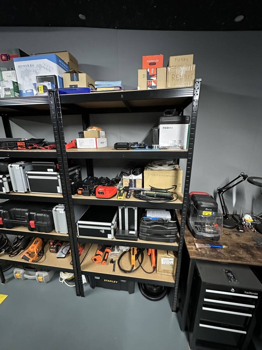 Auto keys, modules programming and tuning fully equipped  Photo 8