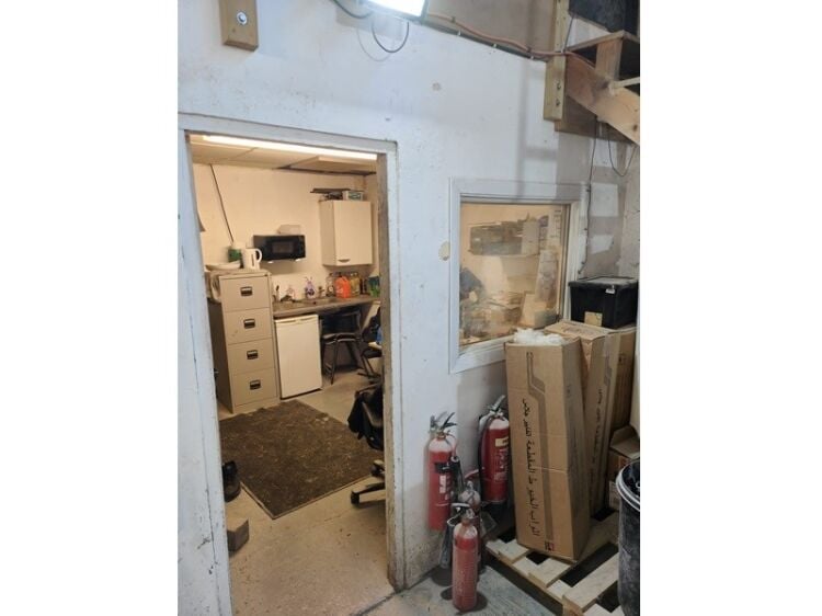 Family Run Fibreglass Repair Services Business For Sale Photo 8