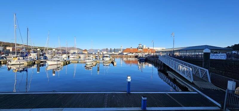 Long Established & Award Winning Public House & 4 Flats in Rothesay, Isle of Bute