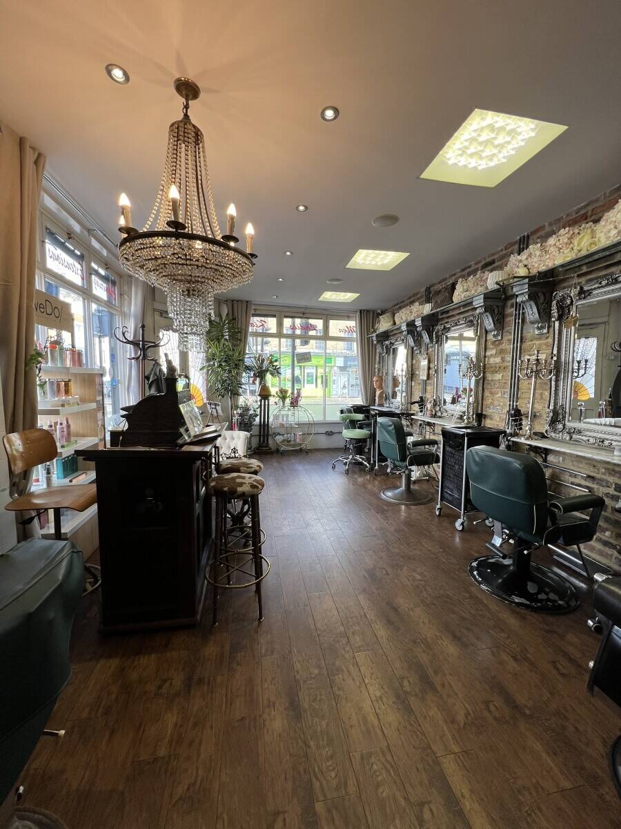 European hair and beauty salon for sale in South London Photo 7