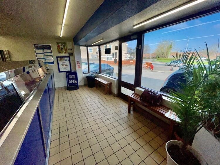 Freehold Fish & Chip Takeaway Located In Bridgwater Photo 8