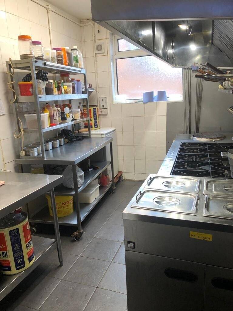 Indian and fast food kitchen Takeaway in Oakam