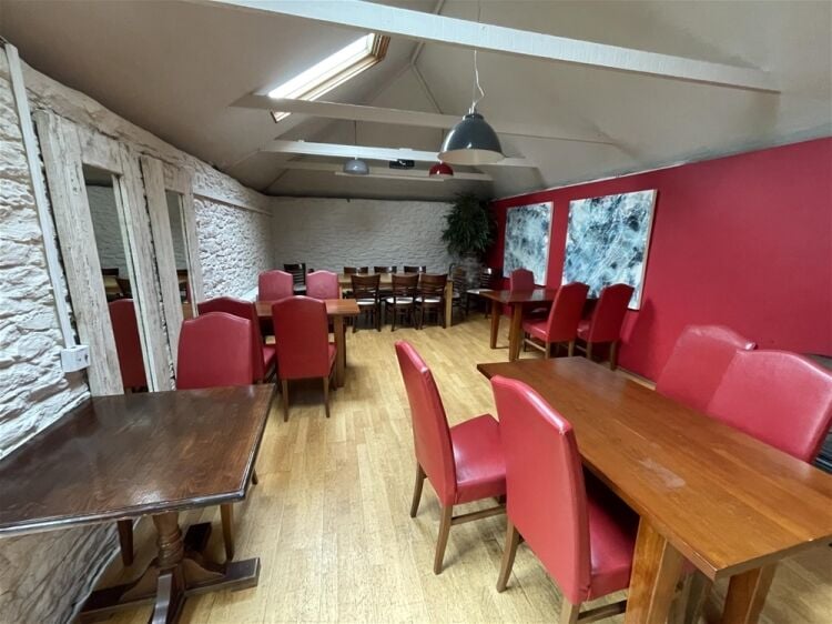 One of Devon’s Finest Country Pubs For Sale in Paignton Photo 8