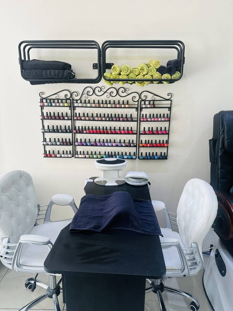 Beauty Salon for sale