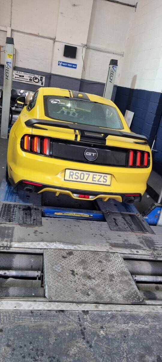 Running MOT Car Garage in West London, Highly profitable Commercial area