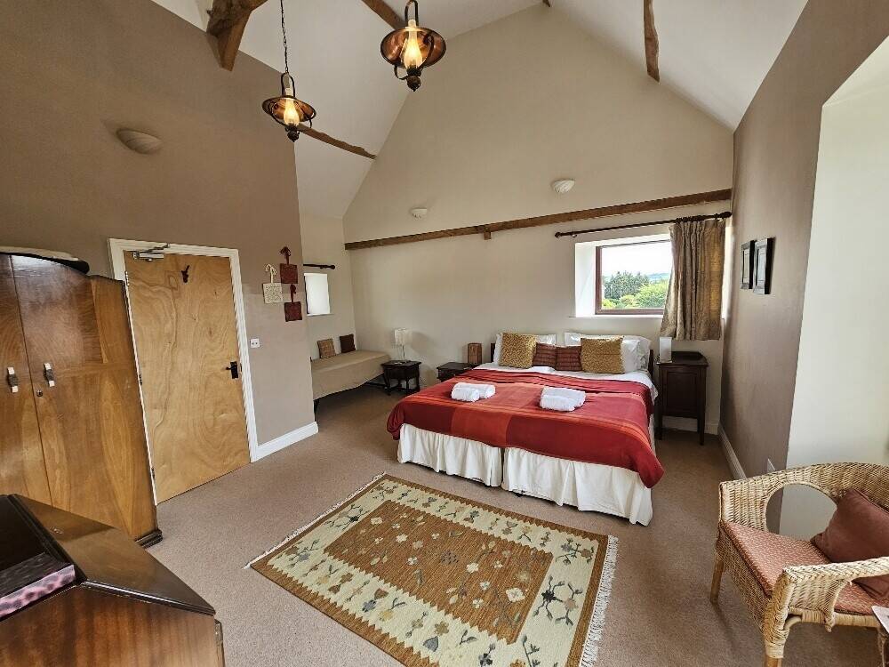 Impressive & Refurbished Bed & Breakfast/Holiday Let, With Full Residential Planning Consent