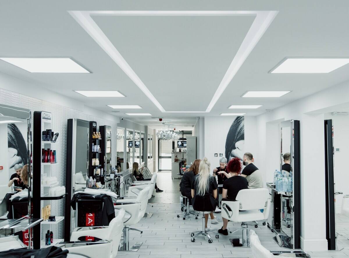 Hair Salon for Sale  For Sale: Modern Hair Salon in a Prime Location in West Bromwich