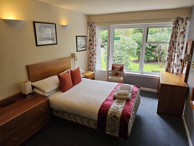 The Clonyard House Hotel is a well established business, having been in same family for c. 50years. Photo 8