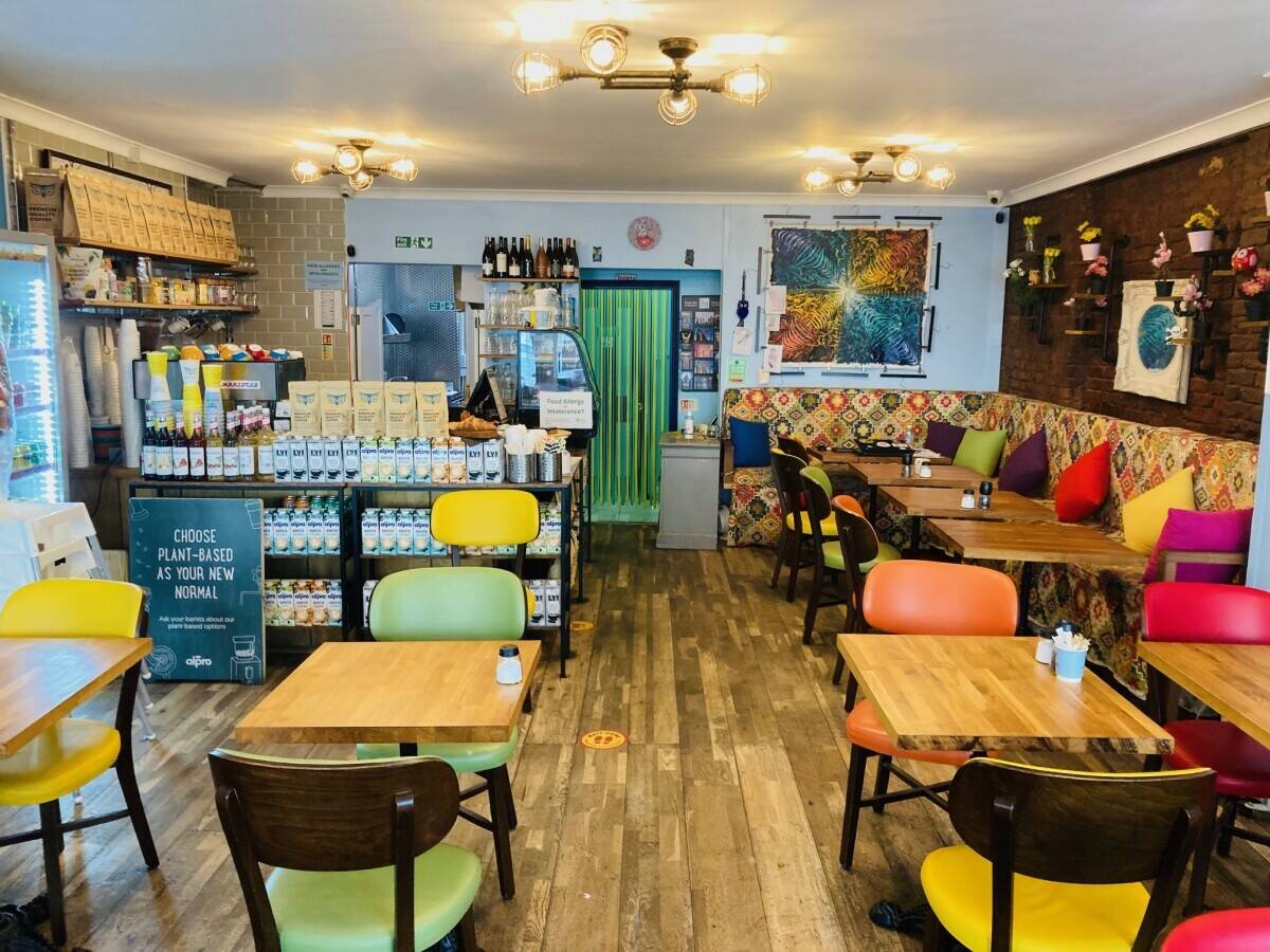 Stunning Cafe/Bistro for Sale in Finsbury Park N4