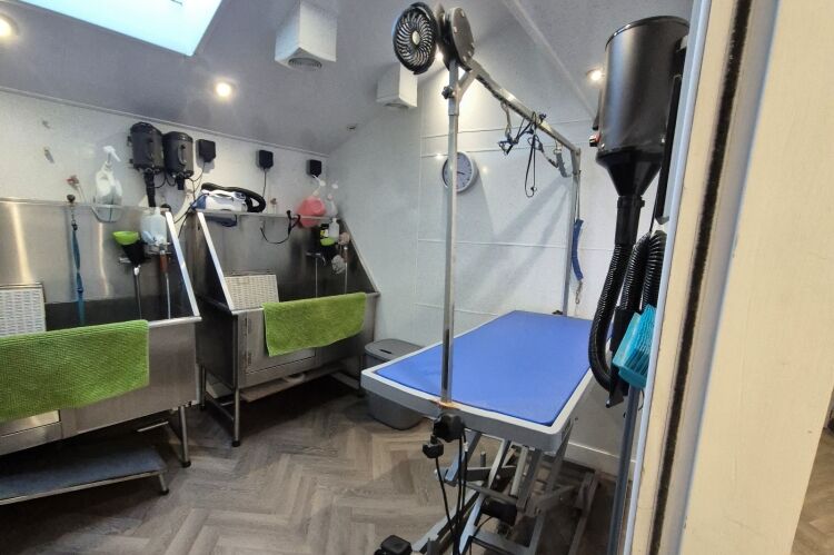 Leasehold Dog Groomers - Central Lancashire