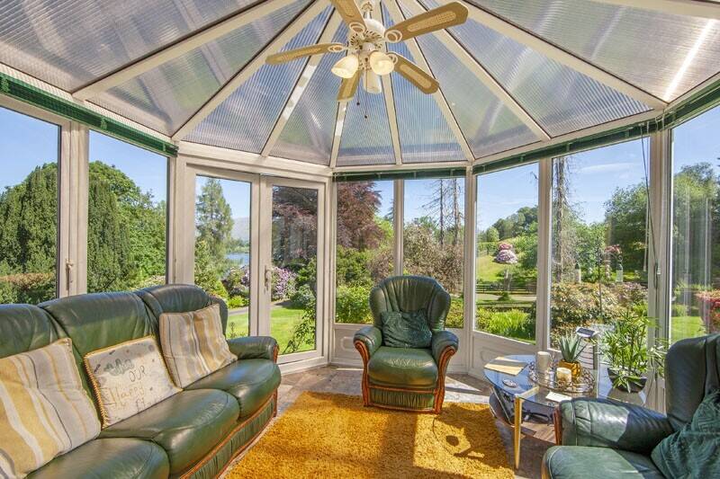 Self catering business with delightful owners flat on the banks of Loch Awe in Argyll and Bute Photo 8