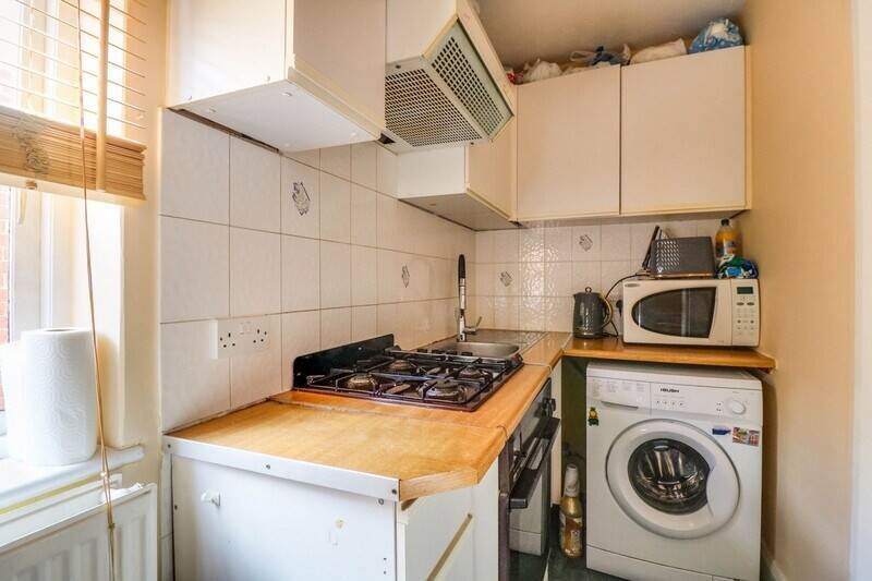 RETAIL PREMISES & FIRST FLOOR FLAT