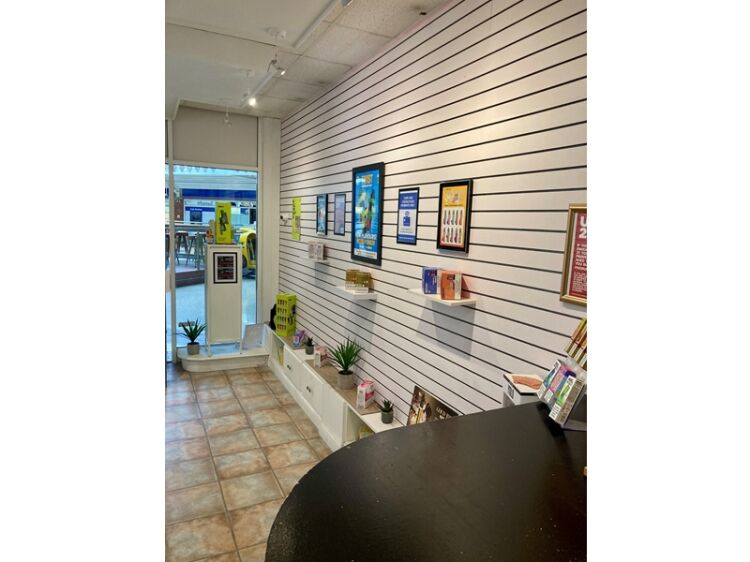 Popular & Growing Vape Store For Sale Photo 8