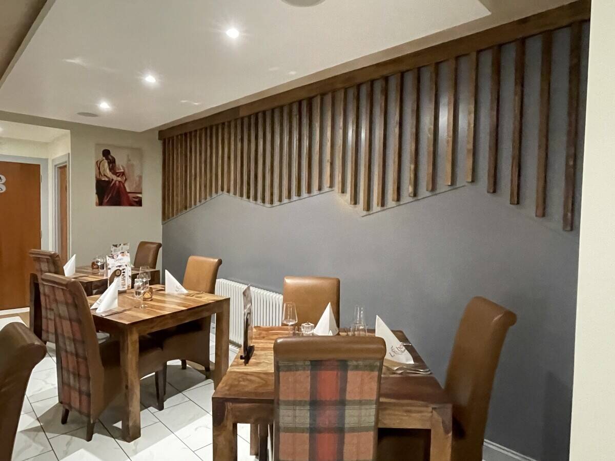 Italian Restaurant in Bathgate for sale, licensed, trading, beer garden, fully fitted Photo 8