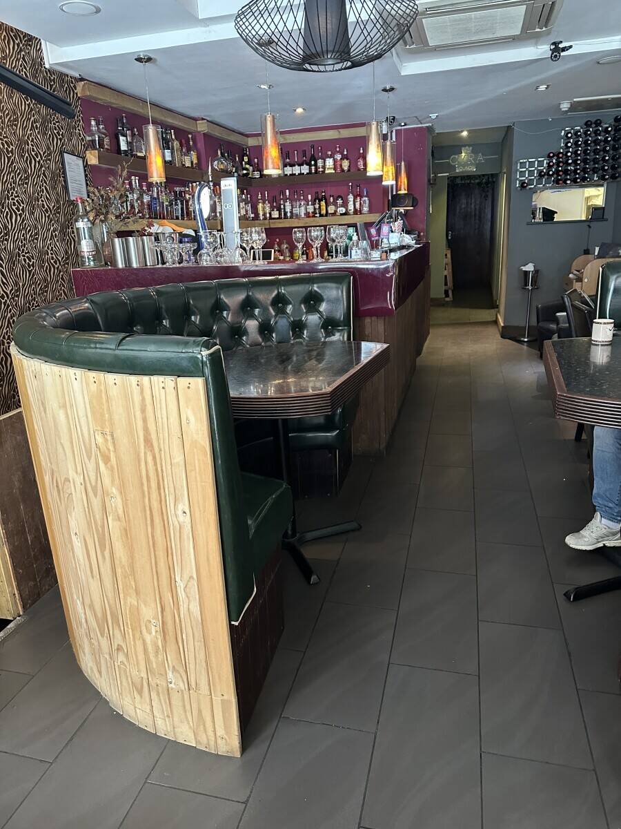 Highly rated restaurant in Surrey and shisha bar Photo 8