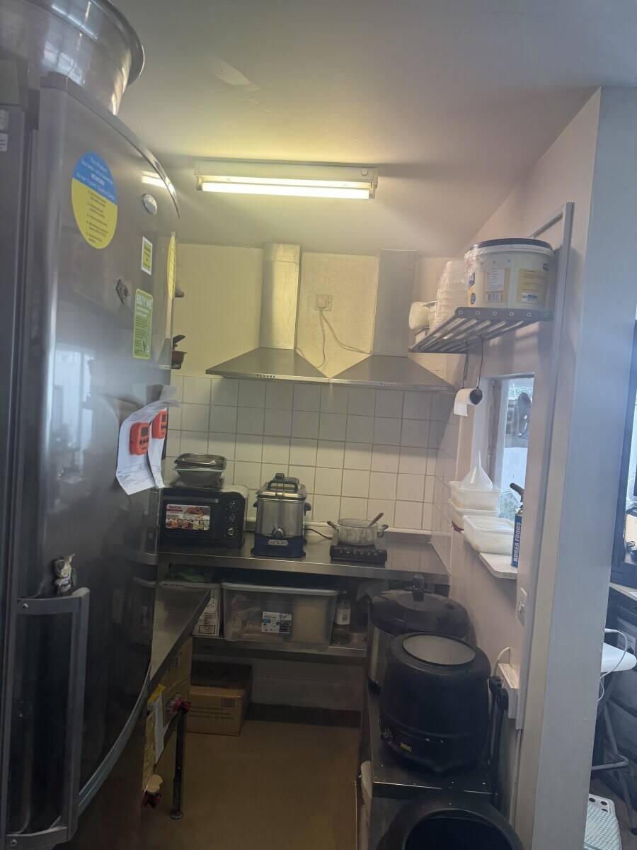 Japanese restaurant take away in Walton on Thames