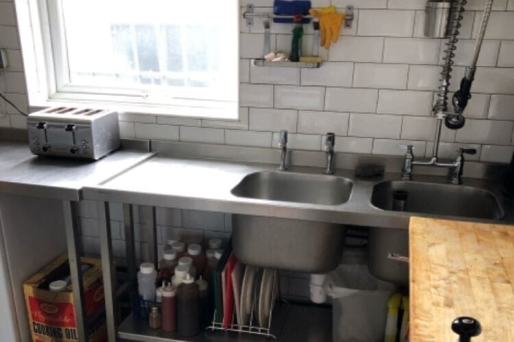 Cafe / Takeaway - Greater Manchester Photo 8
