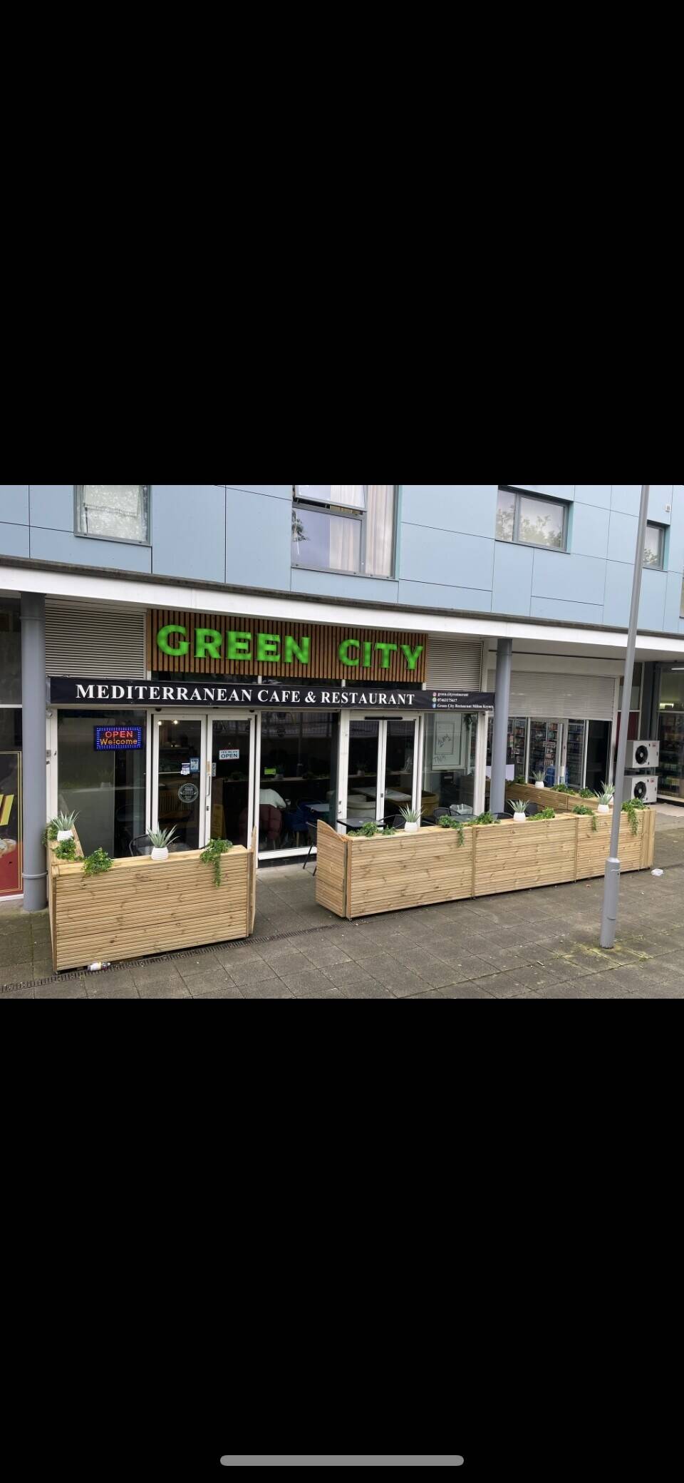 Established Cafe and Restaurant in Bletchley Photo 8