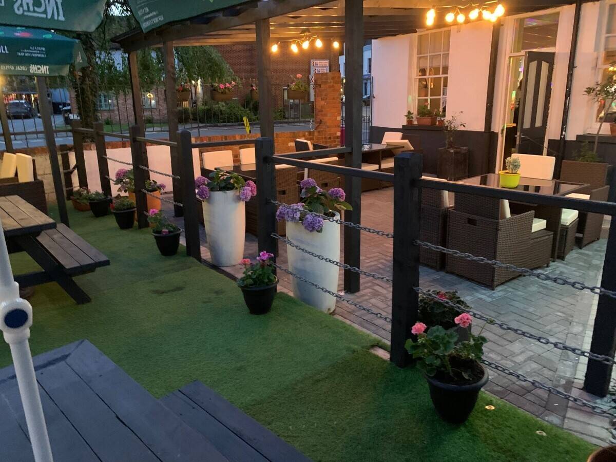 Free house pub with restaurant and four onsuit bedrooms