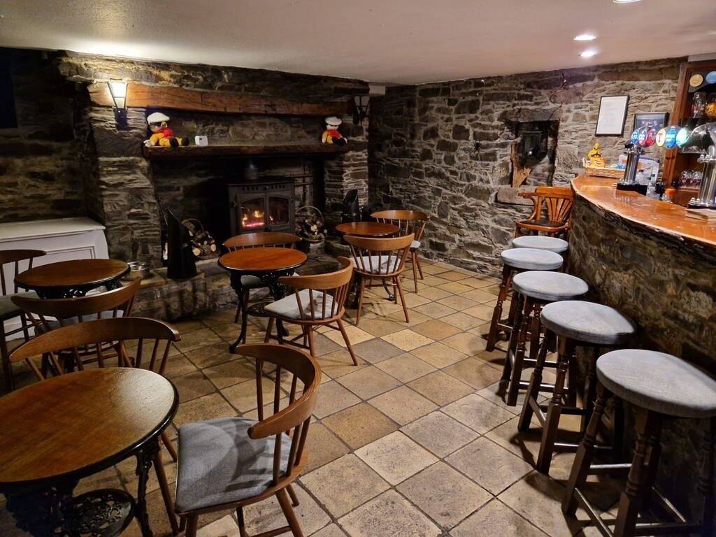 Delightful Destination Village Inn in Popular South West Scotland Photo 8