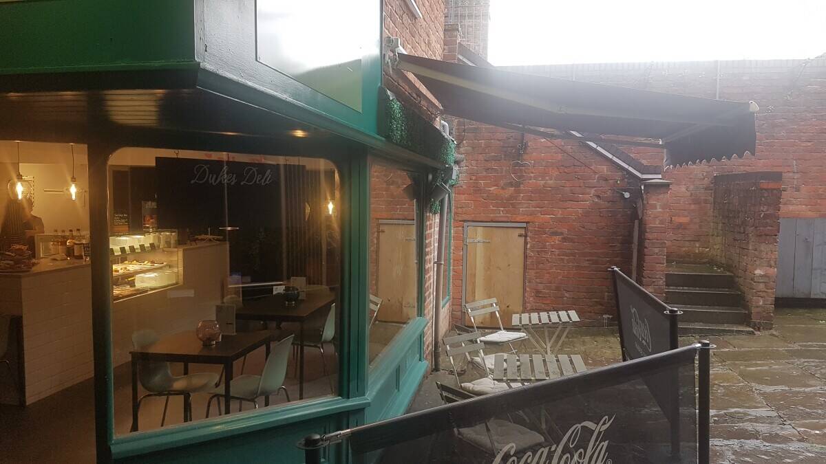 Cafe for sale in Macclesfield Photo 8