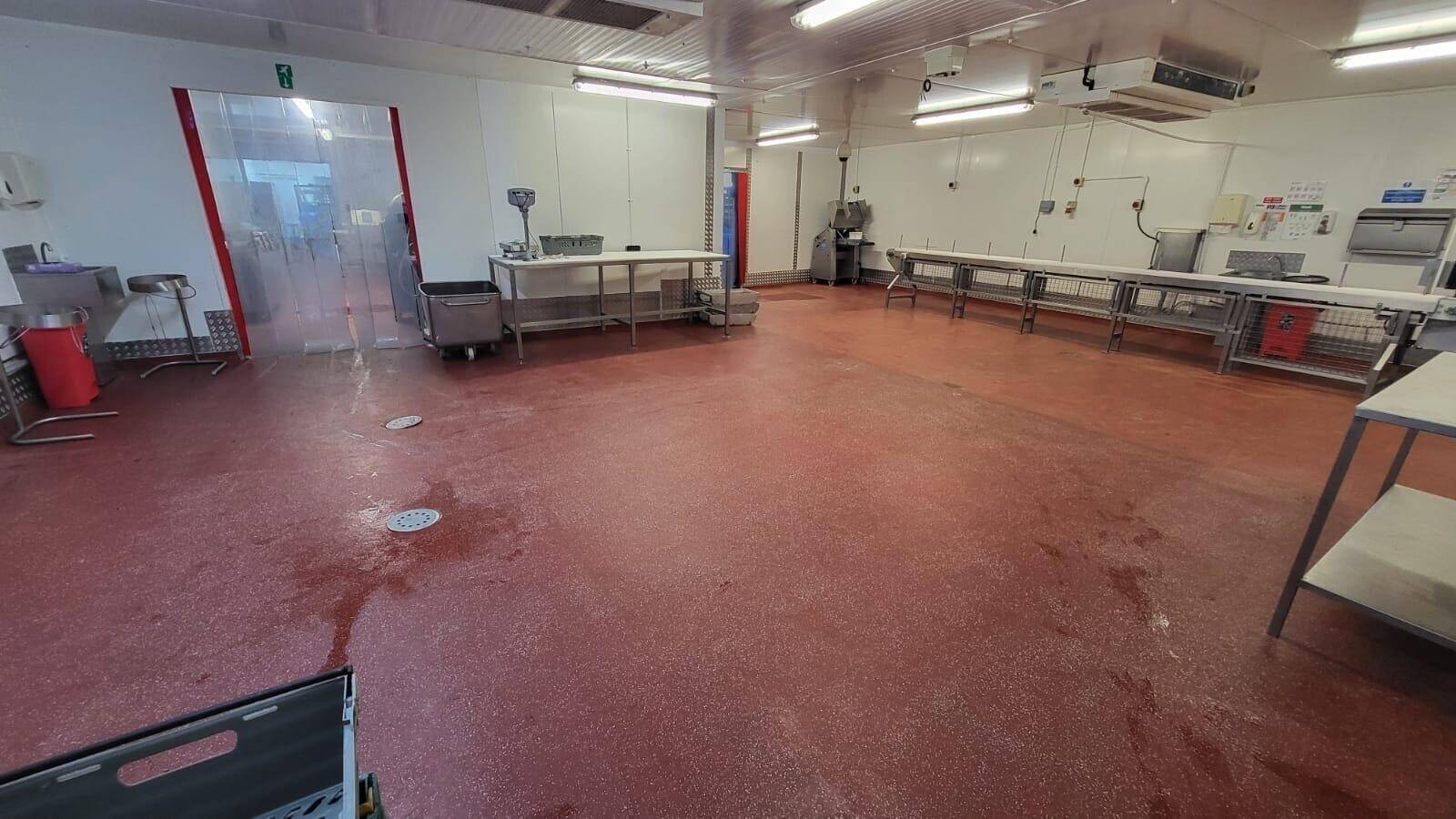 Chicken cutting Plant for Sale in West Bromwich Photo 8