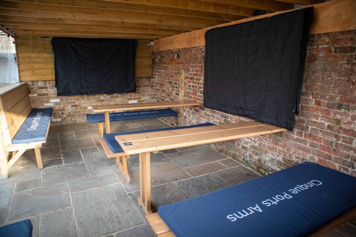 KENT - PROFITABLE HIGH BARRELAGE WET-LET PUB Photo 8