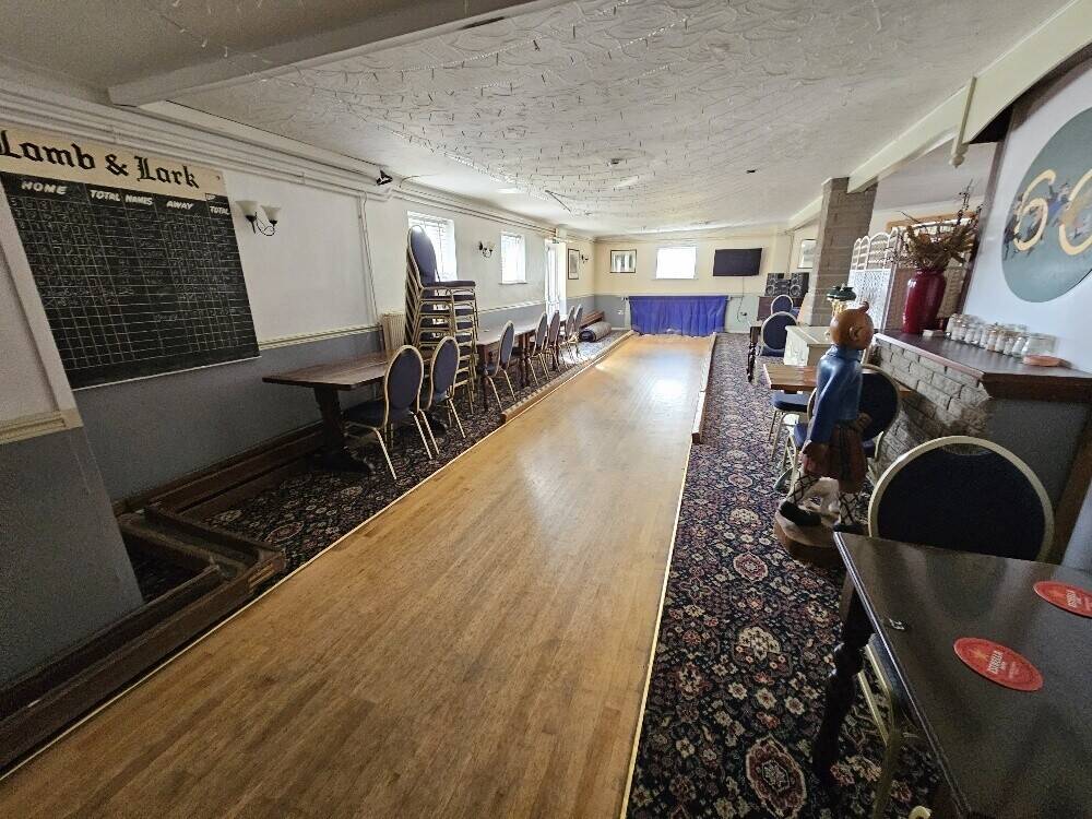 Character Detached Somerset Village Pub & Restaurant With 3 Bedroom Accommodation