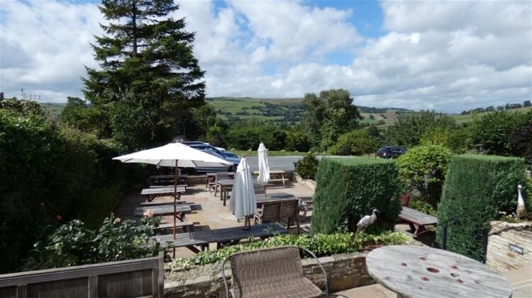 Licenced Trade, Pubs & Clubs For Sale in Keighley Photo 8