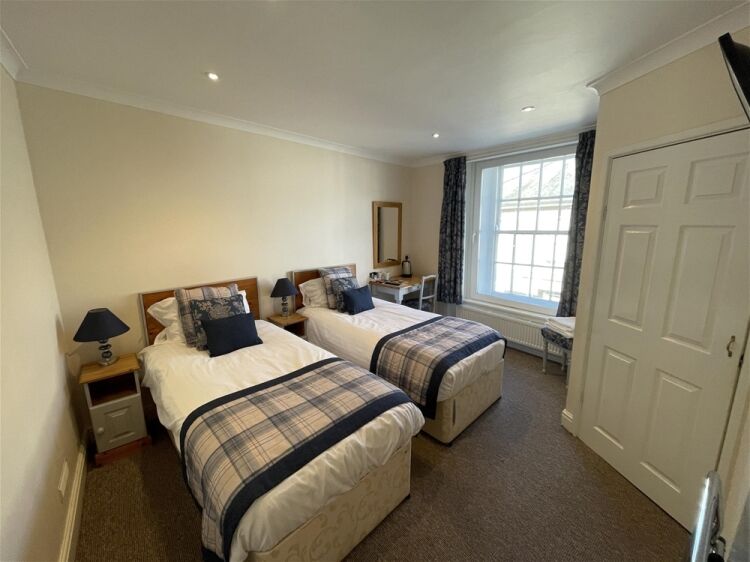 Outstanding West Cornwall Hotel, Pub & Restaurant For Sale in Penzance Photo 8