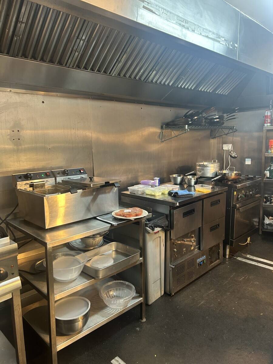 Italian Restaurant for sale in Leeds City Centre Photo 8