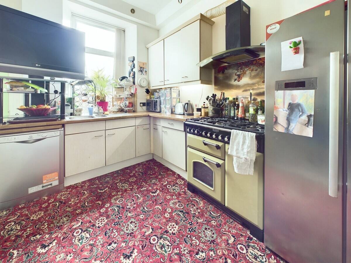 8 Letting Room Guest House in Prestigious Aberdeen Location Photo 8